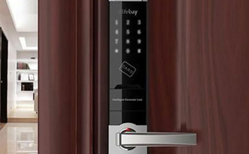 湾里24小时上门开锁公司