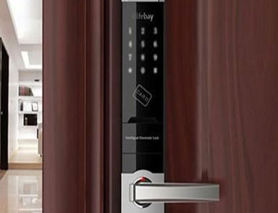 湾里24小时上门开锁公司